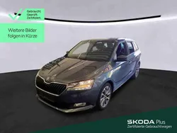 Quarzgrau metallic Gebraucht 2021 Skoda Fabia Clever Kombi | 15.449 € (Fairer Preis)