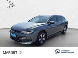 Diabasgrau metallic Gebraucht 2024 VW Passat Business Kombi | 33.930 € (Etwas zu teuer)