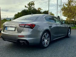 Grau Gebraucht 2016 Maserati Ghibli Coupé | 31.200 € (Fairer Preis)