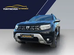 Perlmuttschwarz Gebraucht 2022 Dacia Duster Prestige SUV | 17.390 € (Fairer Preis)