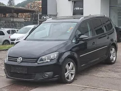 Schwarz Gebraucht 2010 VW Touran Highline Van / Kleinbus | 6.900 € (Etwas zu teuer)