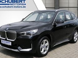 Schwarz Neu 2025 BMW iX1 SUV | 48.900 € (Teuer)