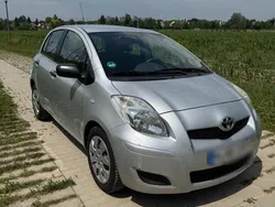Grau Gebraucht 2009 Toyota Yaris Cool Kleinwagen | 4.100 € (Fairer Preis)
