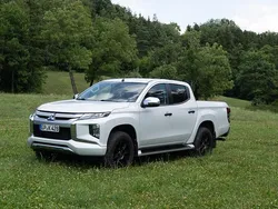 Weiß Gebraucht 2021 Mitsubishi L200 Abholung | 33.000 € (Etwas zu teuer)