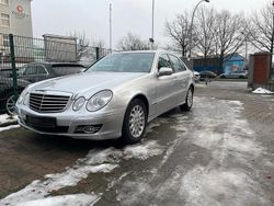 Silber Gebraucht 2009 Mercedes E300 Avantgarde Limousine | 6.750 € (Fairer Preis)