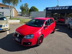 Rot Gebraucht 2007 VW Golf V GTI Kleinwagen | 5.200 €