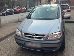 Silber Gebraucht 2003 Opel Zafira Van / Kleinbus | 3.150 € (Etwas zu teuer)