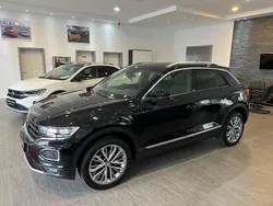 Schwarz Gebraucht 2021 VW T-Roc SUV | 19.485 €