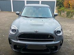 Grau Gebraucht 2021 Mini Countryman SUV | 27.500 €