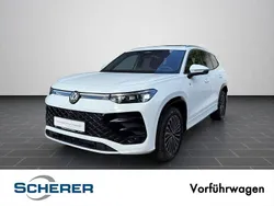 Pure white Gebraucht 2025 VW Tayron R-line SUV | 63.990 € (Etwas zu teuer)