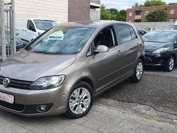 Braun Gebraucht 2013 VW Golf VII Life Limousine | 10.890 € (Guter Preis)