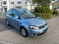 Blau Gebraucht 2010 VW Golf Plus Cross Team Van / Kleinbus | 4.950 € (Fairer Preis)
