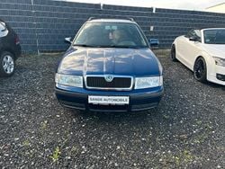 Blau Gebraucht 2007 Skoda Octavia Kombi | 2.350 € (Fairer Preis)