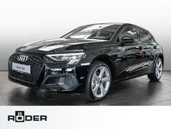 Brillantschwarz Gebraucht 2024 Audi A3 Ambiente | 33.450 € (Etwas zu teuer)
