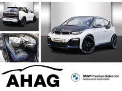 Capparisweiß mit akzent bmw i Gebraucht 2022 BMW i3 Kleinwagen | 23.440 € (Fairer Preis)