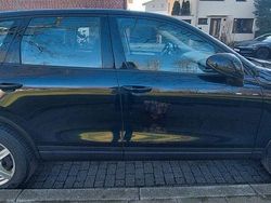 Blau Gebraucht 2017 VW Touareg SUV | 10.950 € (Etwas zu teuer)