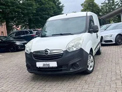 Weiß Gebraucht 2012 Opel Combo Van / Kleinbus | 2.700 € (Guter Preis)