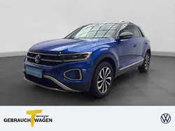 Blau Gebraucht 2024 VW T-Roc Style SUV | 29.950 € (Fairer Preis)