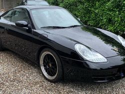 Schwarz Gebraucht 2001 Porsche 911 Carrera 4 Coupé | 23.996 € (Teuer)