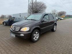 Schwarz Gebraucht 2005 Mercedes ML270 SUV | 4.750 € (Etwas zu teuer)