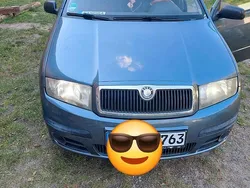 Grau Gebraucht 2005 Skoda Fabia Limousine | 1.450 € (Fairer Preis)