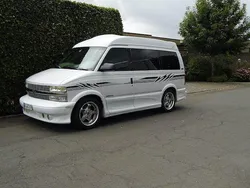 Weiß Gebraucht 2002 Chevrolet Astro Van / Kleinbus | 11.900 €