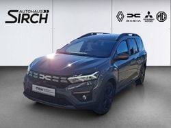 Grau Gebraucht 2025 Dacia Jogger Extreme Van / Kleinbus | 20.990 € (Fairer Preis)