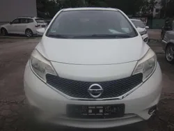Weiß Gebraucht 2014 Nissan Note Acenta Van / Kleinbus | 4.800 € (Fairer Preis)