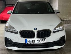 Weiß Gebraucht 2020 BMW 218 Gran Tourer Van / Kleinbus | 10.500 € (Fairer Preis)