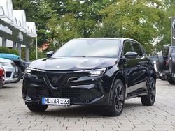 Schwarz Neu 2025 Alfa Romeo Junior Edizione Speciale SUV | 34.900 € (Teuer)