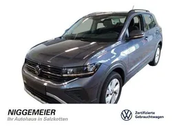 Rauchgrau metallic (metallic) Gebraucht 2024 VW T-Cross Life SUV | 21.595 € (Fairer Preis)