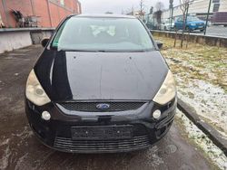 Schwarz Gebraucht 2008 Ford S-MAX Ambiente Van / Kleinbus | 2.650 € (Fairer Preis)