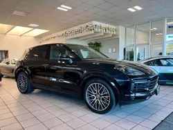 Tiefschwarz Gebraucht 2019 Porsche Cayenne S SUV | 53.850 € (Guter Preis)