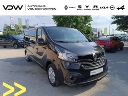 Schwarz Gebraucht 2018 Renault Trafic Van | 29.990 €