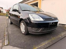Schwarz Gebraucht 2004 Ford Fiesta Kleinwagen | 2.200 €