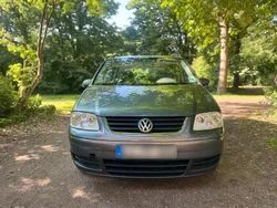 Grau Gebraucht 2004 VW Touran Van / Kleinbus | 1.190 € (Guter Preis)