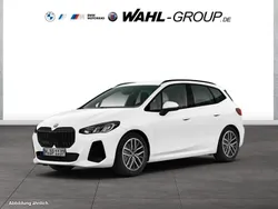 Weiß Neu 2025 BMW 218 Active Tourer M Sport Van / Kleinbus | 36.190 €