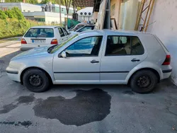 Silber Gebraucht 2000 VW Golf IV Kleinwagen | 1.500 € (Fairer Preis)
