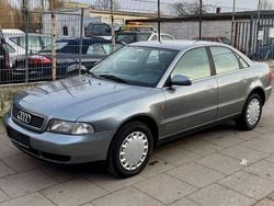 Grau Gebraucht 1996 Audi A4 Limousine | 4.420 € (Teuer)