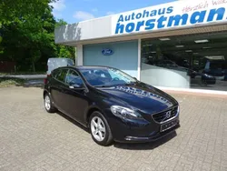 Black sapphire / metallic Gebraucht 2015 Volvo V40 You! Kombi | 10.950 € (Fairer Preis)