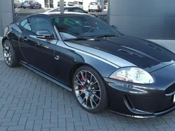 Silber metallic Gebraucht 2010 Jaguar XKR Coupé | 75.000 €