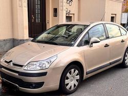 Beige Gebraucht 2005 Citroën C4 Comfort Limousine | 3.555 € (Etwas zu teuer)