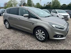 Silber Gebraucht 2016 Ford S-MAX S Van / Kleinbus | 14.650 € (Etwas zu teuer)