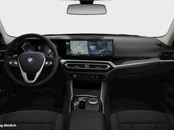Schwarz Gebraucht 2022 BMW 330e Kombi | 33.990 € (Fairer Preis)