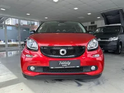 Schwarz Gebraucht 2015 Smart ForFour Basis Limousine | 6.599 € (Etwas zu teuer)