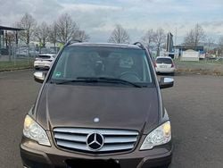 Braun Gebraucht 2012 Mercedes Viano Van / Kleinbus | 26.400 €