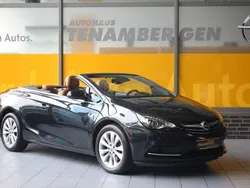 Schwarz Gebraucht 2016 Opel Cascada Innovation Cabrio | 18.400 € (Teuer)