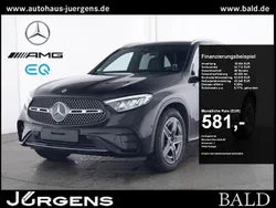 Schwarz obsidianschwarz metallic Gebraucht 2024 Mercedes GLC300 AMG SUV | 61.680 € (Fairer Preis)
