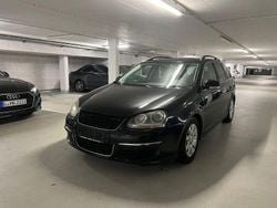 Schwarz Gebraucht 2008 VW Golf V Sportline Kombi | 3.500 € (Fairer Preis)