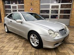 False Gebraucht 2001 Mercedes C180 Coupé | 2.490 € (Fairer Preis)